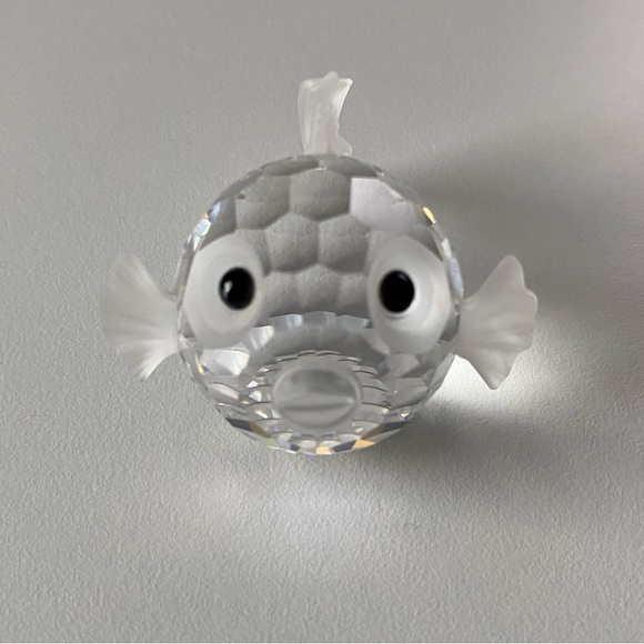 Swarovski Crystal Blowfish Figurine - Picture 2 of 8
